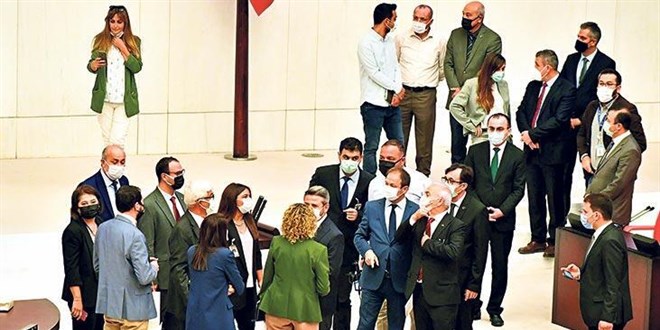 Milletvekilleri artık daha az kavga edecek
