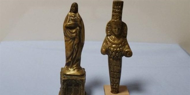 Antalya'da tarihi eser operasyonu: 2 altn heykel ele geirildi