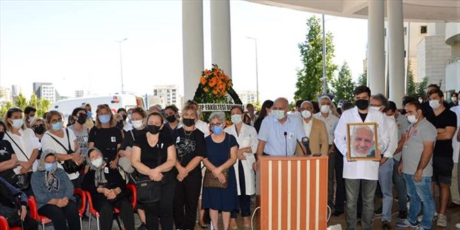 Prof. Canataroğlu 40 günlük korona mücadelesini kaybetti