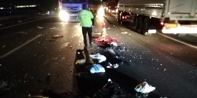 Başkent'te feci kaza: 3 ölü, 2 yaralı