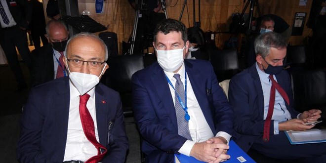 Bakan Elvan Paris'teki OECD toplantısına katıldı