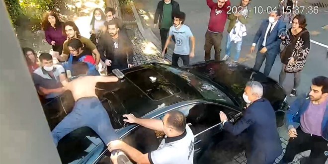 BÜ'deki izinsiz gösteriye ilişkin 7 şüpheliden 2'si tutuklandı