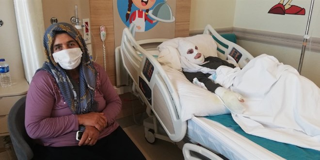 70 ya��ndaki kad�n t�p patlamas� sonucu feci �ekilde yand�