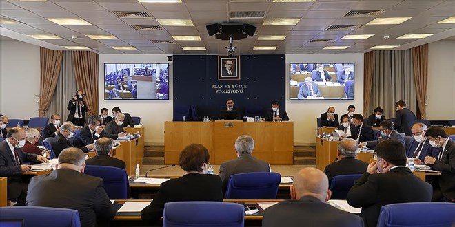 Vergi kanunlarına ilişkin kanun teklifi Komisyonda kabul edildi