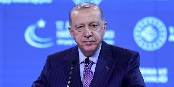 Cumhurbaşkanı Erdoğan'dan milli elektrikli lokomotif müjdesi