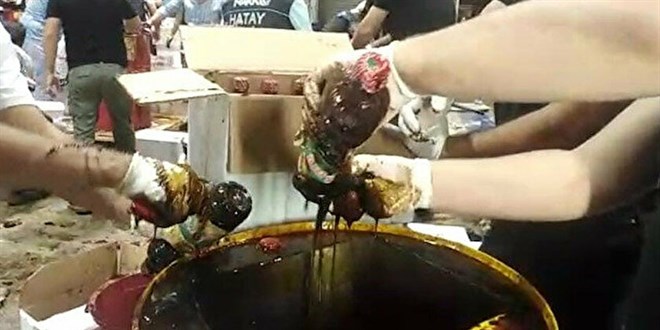Nar ekşisi şişelerinden çıkanlara şaşıracaksınız!