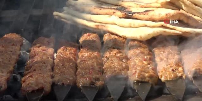 Adana'da 3 günde 35 ton et tüketildi