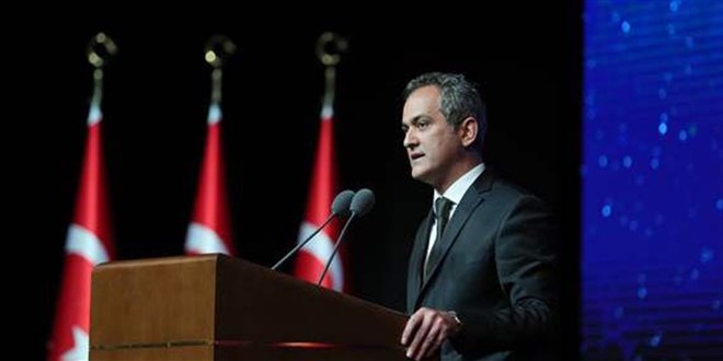 Bakan Özer: Meslek liseleri hak ettiği itibara yeniden kavuştu