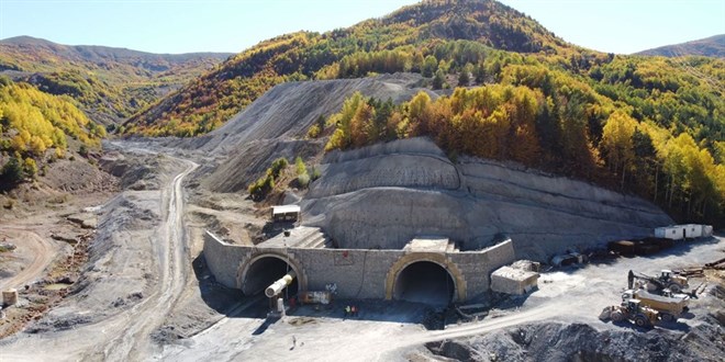 Karadeniz'i Akdeniz'e bağlayacak tünelde son 250 metre