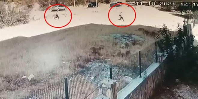 Boşanmak isteyen eşini boş araziye kadar kovalayıp tüfekle vurdu