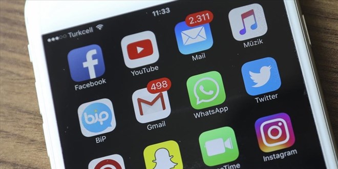 Facebook ve Gmail'e erişim sorunu yaşanıyor