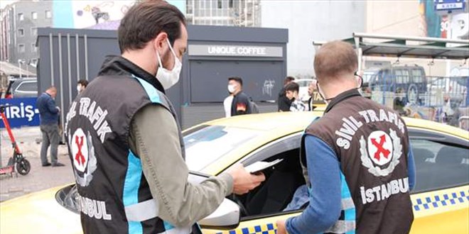 stanbul'da yolcu seerken yakalanan taksicilere ceza yad