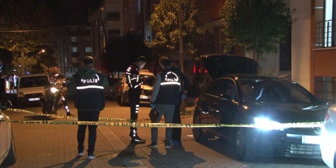 'Dur' ihtar�na uymayan ��pheli polise ate� a�t�: 1 polis yaral�