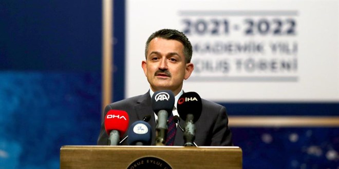 Bakan Pakdemirli: Elektrikli traktör ile yüzde 80-90 yakıt tasarrufu sağlanacak