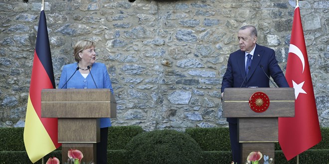 Erdoğan: Merkel, Her zaman çözüm odaklı bir lider oldu