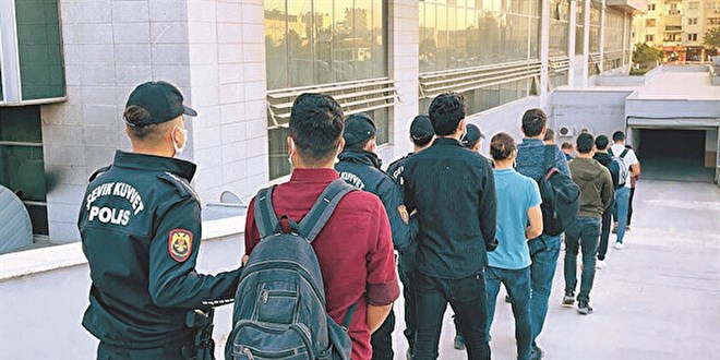FETÖ yine örgütleniyor! İnternet üzerinden toplantı