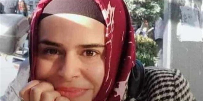 Kovid-19'a yakalanan hemşire yaşam mücadelesini kaybetti