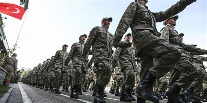 MHP'li Klavuz'dan bedelli askerlikte dzenleme talebi