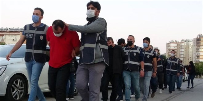 Jandarma, nüfus ve emniyet görevlisi dahil suç örgütünden 14 gözaltı