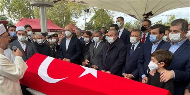 Milli SİHA'ların öncü ismi Özdemir Bayraktar son yolculuğuna uğurlandı