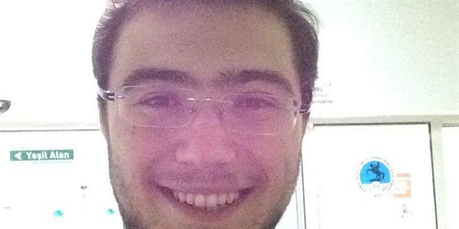 Hasta ile oğlu acil servis doktoruna dehşeti yaşattı