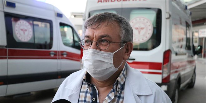Öğretmene okul bahçesinde 'disleksi' raporu dayağı