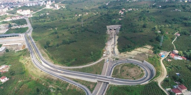 Türkiye'nin en pahalı yol projesinde çalışmalar sürüyor