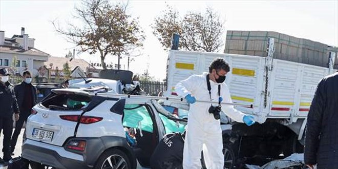 Yeni göreve başlayan doktor, nöbet dönüşü kazada hayatını kaybetti