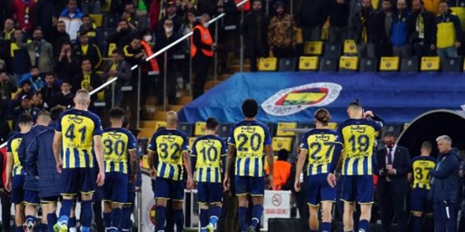 Fenerbahe 2 mata 6 puan kaybetti