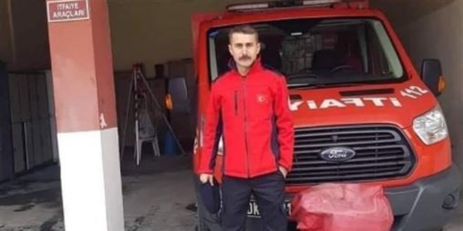 Hayat kurtarmak isterken yaralanan itfaiyeci hayatını kaybetti