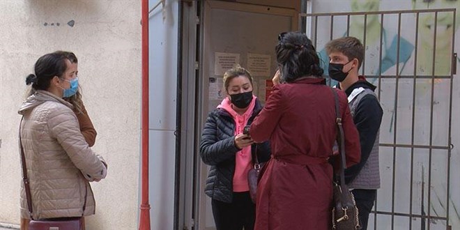 Aile sağlık merkezinde koronadan ölen doktorun eşiyle doktor arasında tartışma