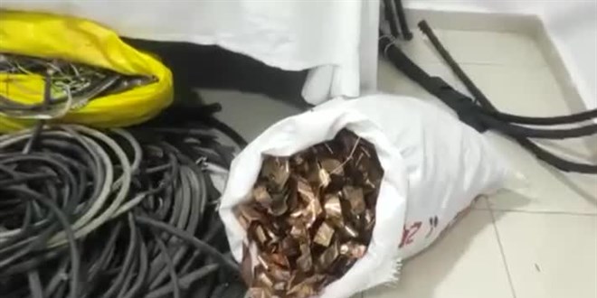 Antalya'da kamu kurumundan hrszlk yapt ne srlen zanl yakaland