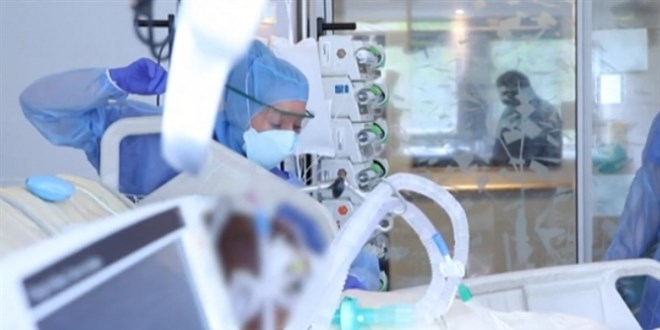 Kovid-19 hastalarının mecburi refakatçilerine 'ücret ödemeyin' uyarısı