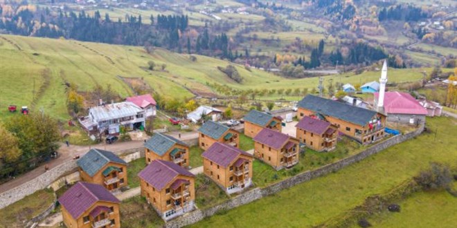 Artvin'de tatil köyünü aratmayan huzurevi
