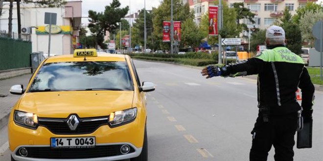 stanbul'da taksi denetimleri: '12 Kural' brorleri datld