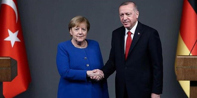 Cumhurbakan Erdoan, Merkel'i kabul etti