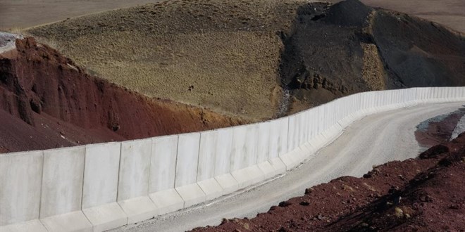 Van'ın İran sınırına 27 kilometrelik duvar örüldü