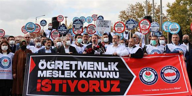 Eğitim Bir-Sen: 'Öğretmenlik Meslek Kanunu' bir an önce çıksın