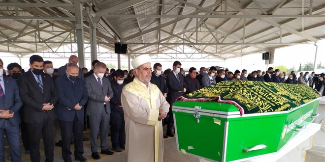 Baba- oğul, bir hafta içinde koronavirüsten öldü