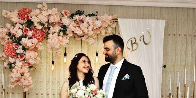Takı kavgası yapan doktor çiftten karşılıklı tazminat talebi