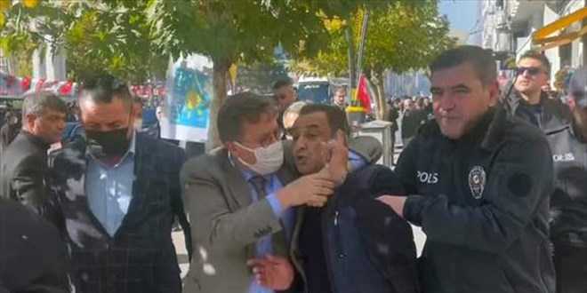 İYİ Partili Vekilin şehit yakınına küfür etmesi büyük tepki topladı
