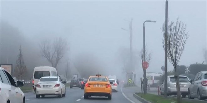 İstanbul'da sis gün boyu etkisini sürdürdü