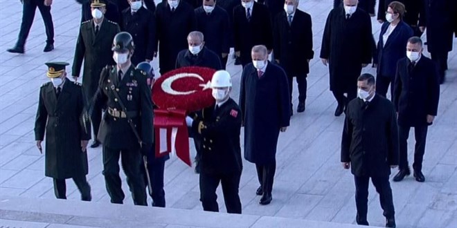 Devlet erkanı Anıtkabir'i ziyaret etti